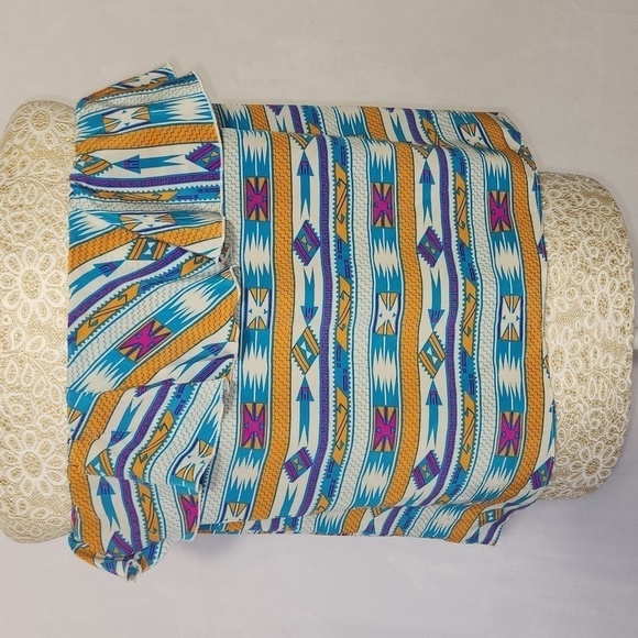 Amanda Uprichard Women's Size M 100% Silk Aztec Print Off Shoulder Ruffle Top - Picture 5 of 13